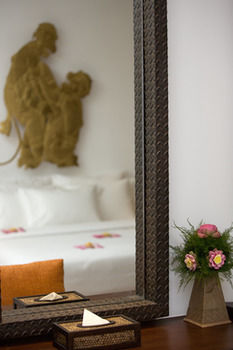 Фото Golden Temple Retreat