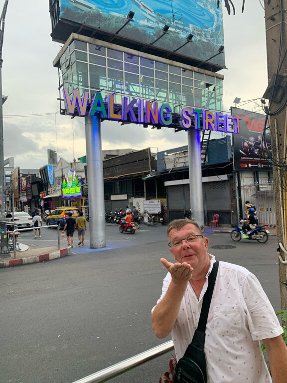 Фото Walking Street Guest House