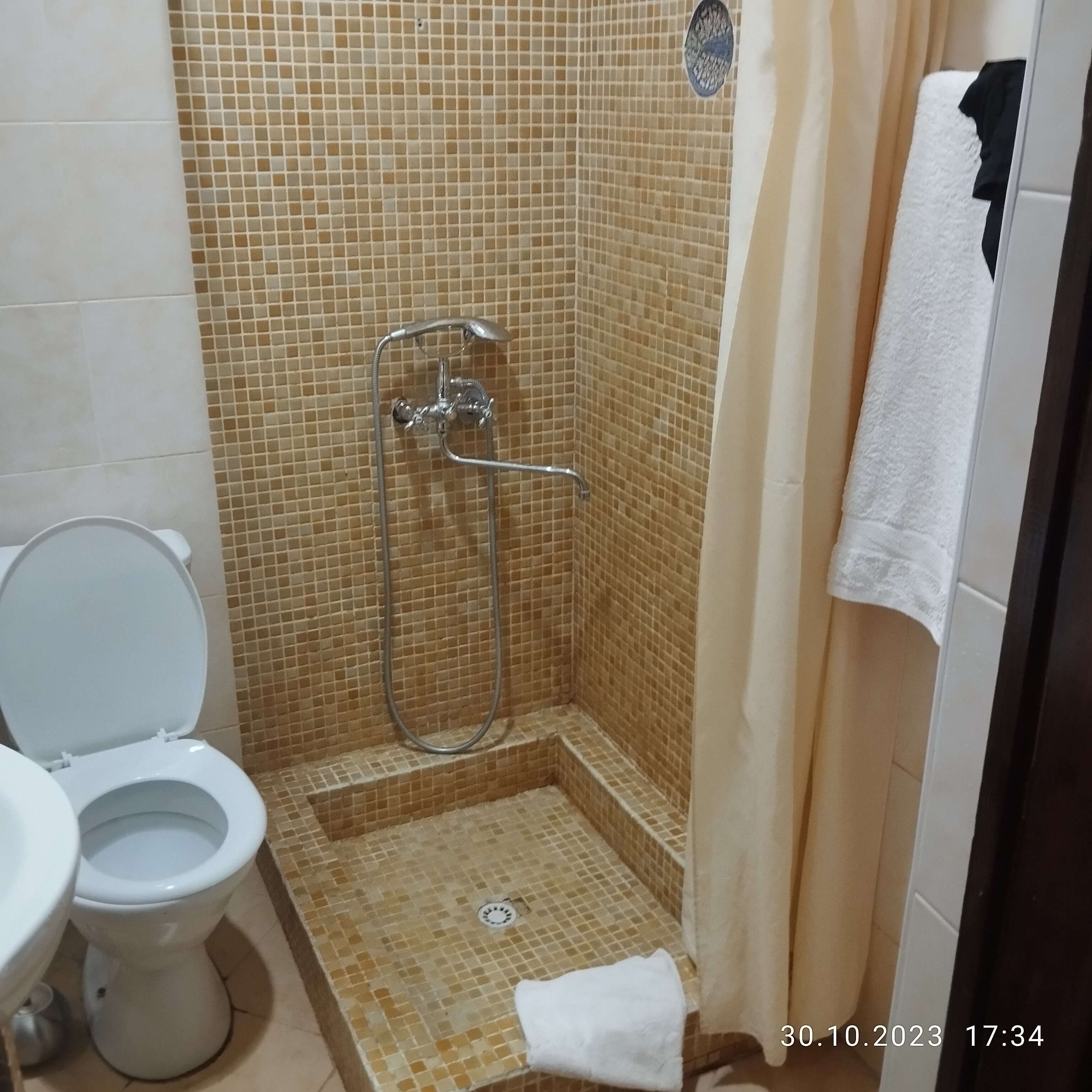 Фото Jipek Joli Hotel