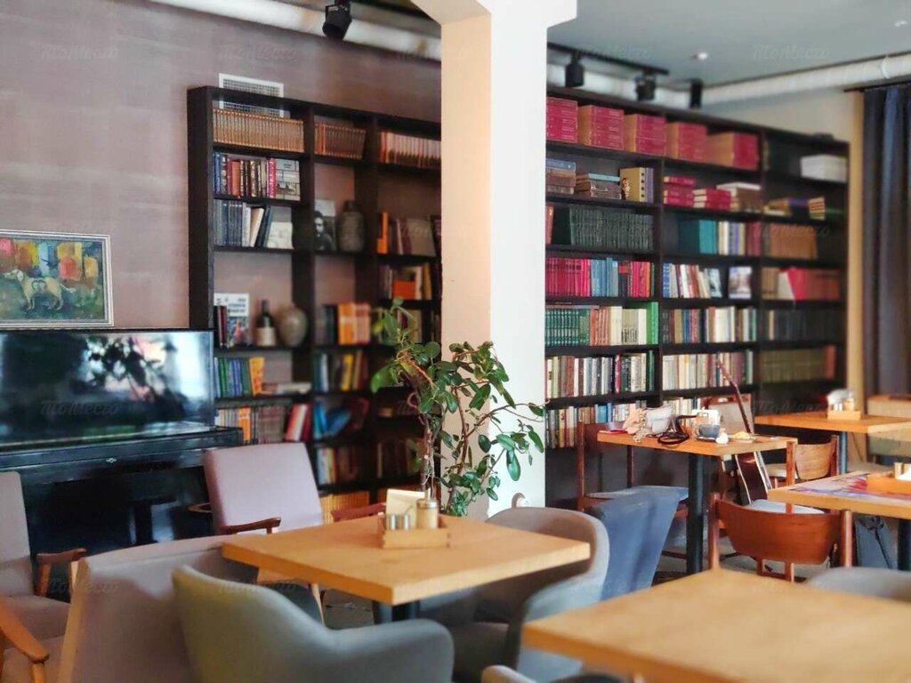 Кафе Книги и кофе, Санкт‑Петербург, фото
