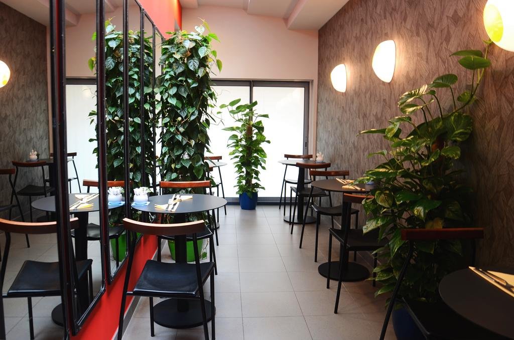 Фото Hotel Helussi