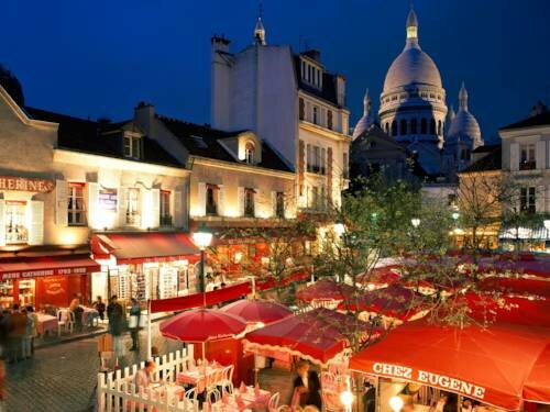 Le Montclair Montmartre by River