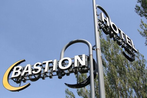 Внешний вид отеля Bastion Hotel Schiphol Hoofddorp в Хофддорпе, фото 5