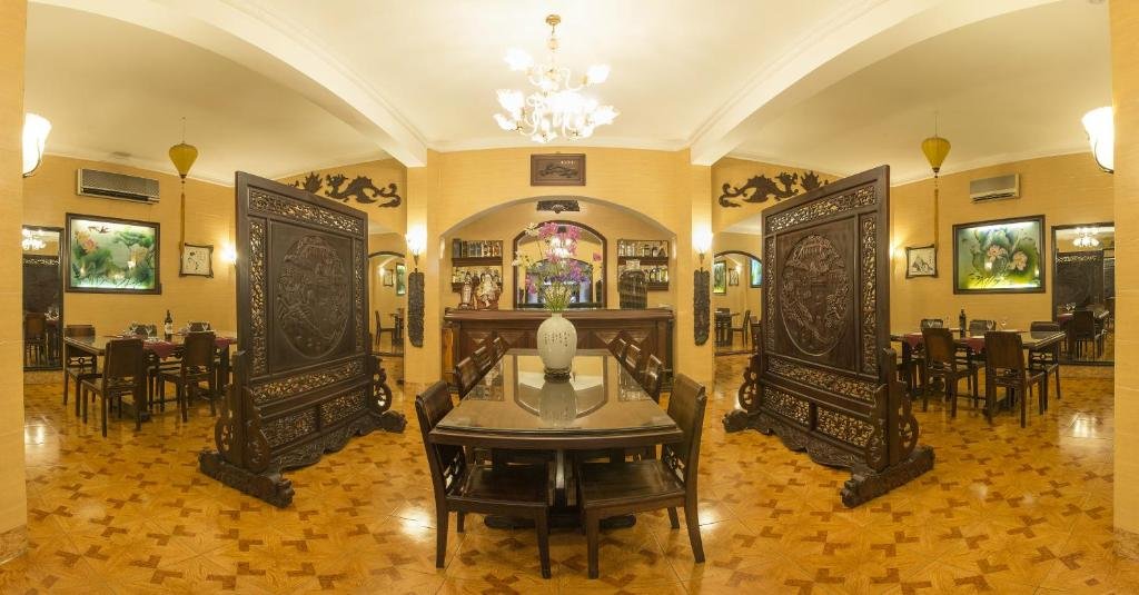 Фото Dragon Hotel