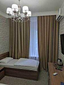 Dream Hotel