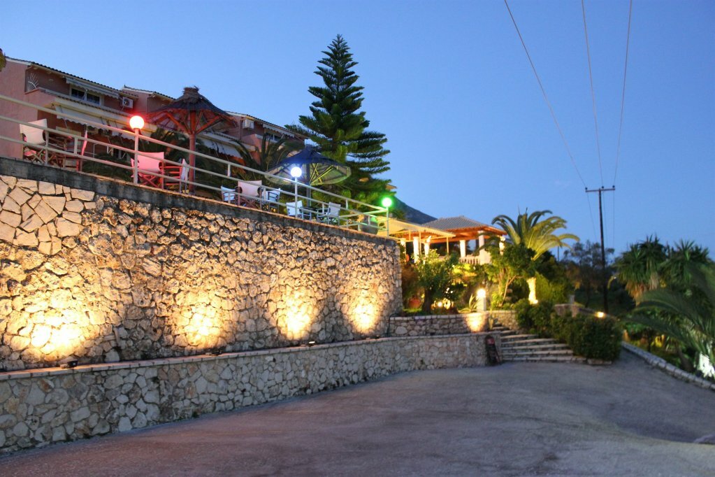 Фото Stefanos Place