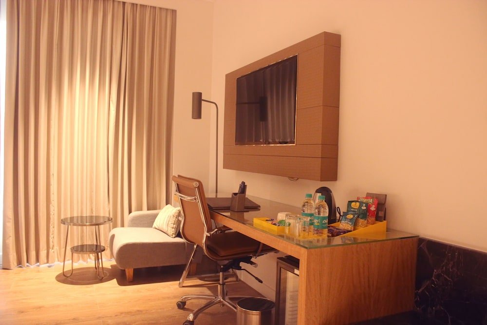 Фото Fountain Tree by Tgi