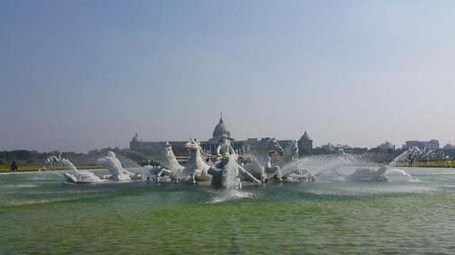 Внешний вид отеля The Place Tainan в Тайнани, фото 2