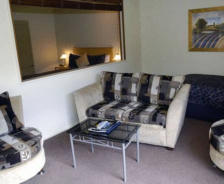 Фото Roma On Riccarton Motel