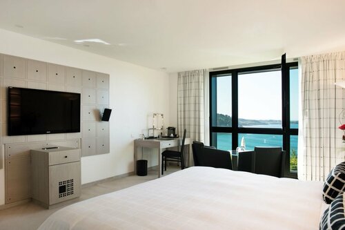 Гостиница L' Agapa Hôtel SPA Nuxe в Перро-Гирек