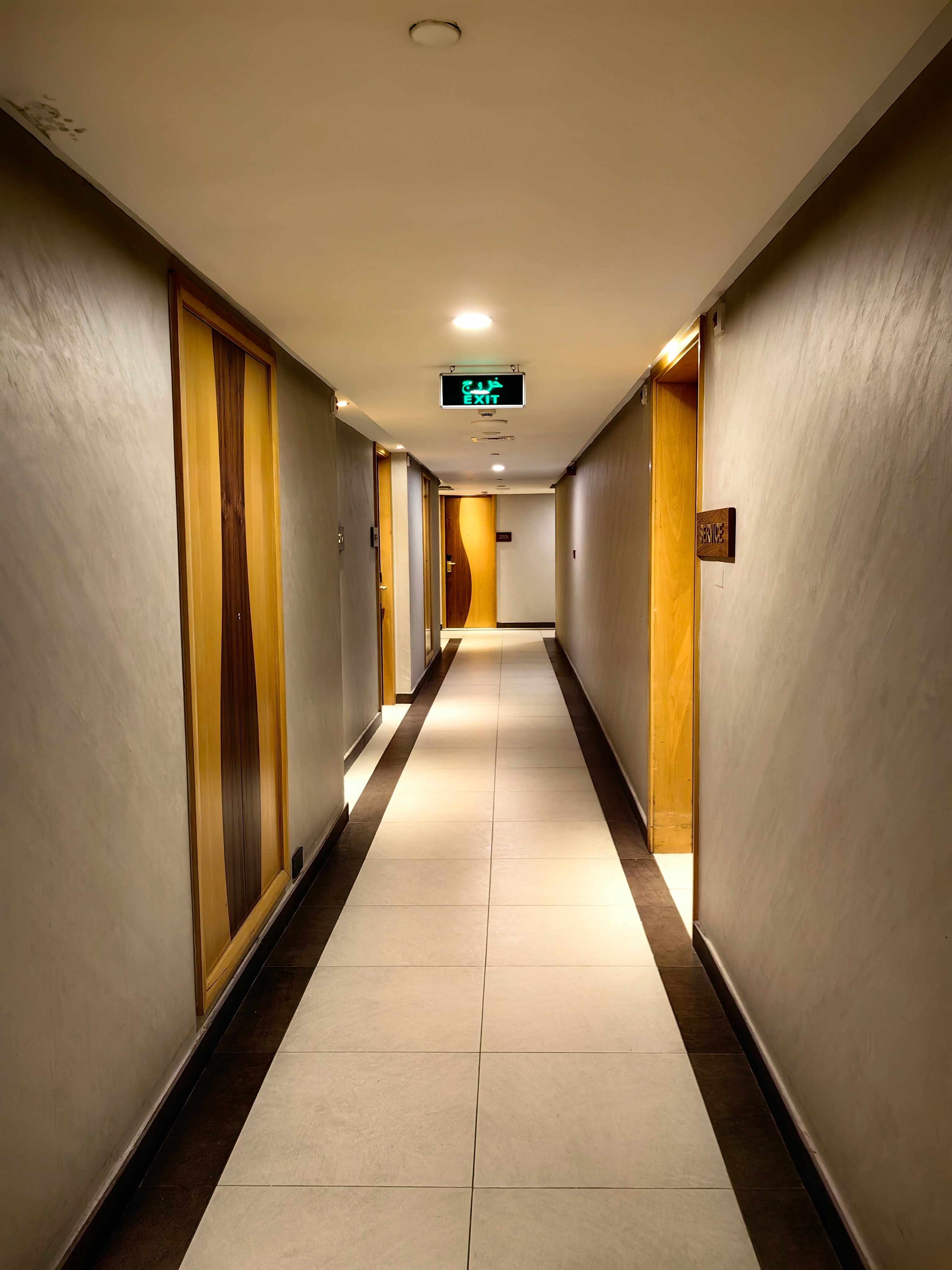 Фото Hotel Golden Tulip Bahrain