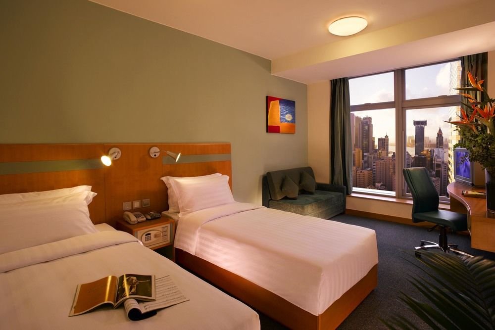 Фото Holiday Inn Express Hong Kong Causeway Bay an Ihg Hotel