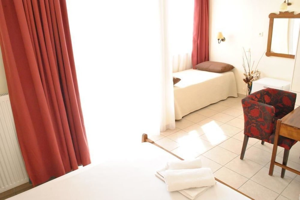 Фото Ikaros Art Hotel