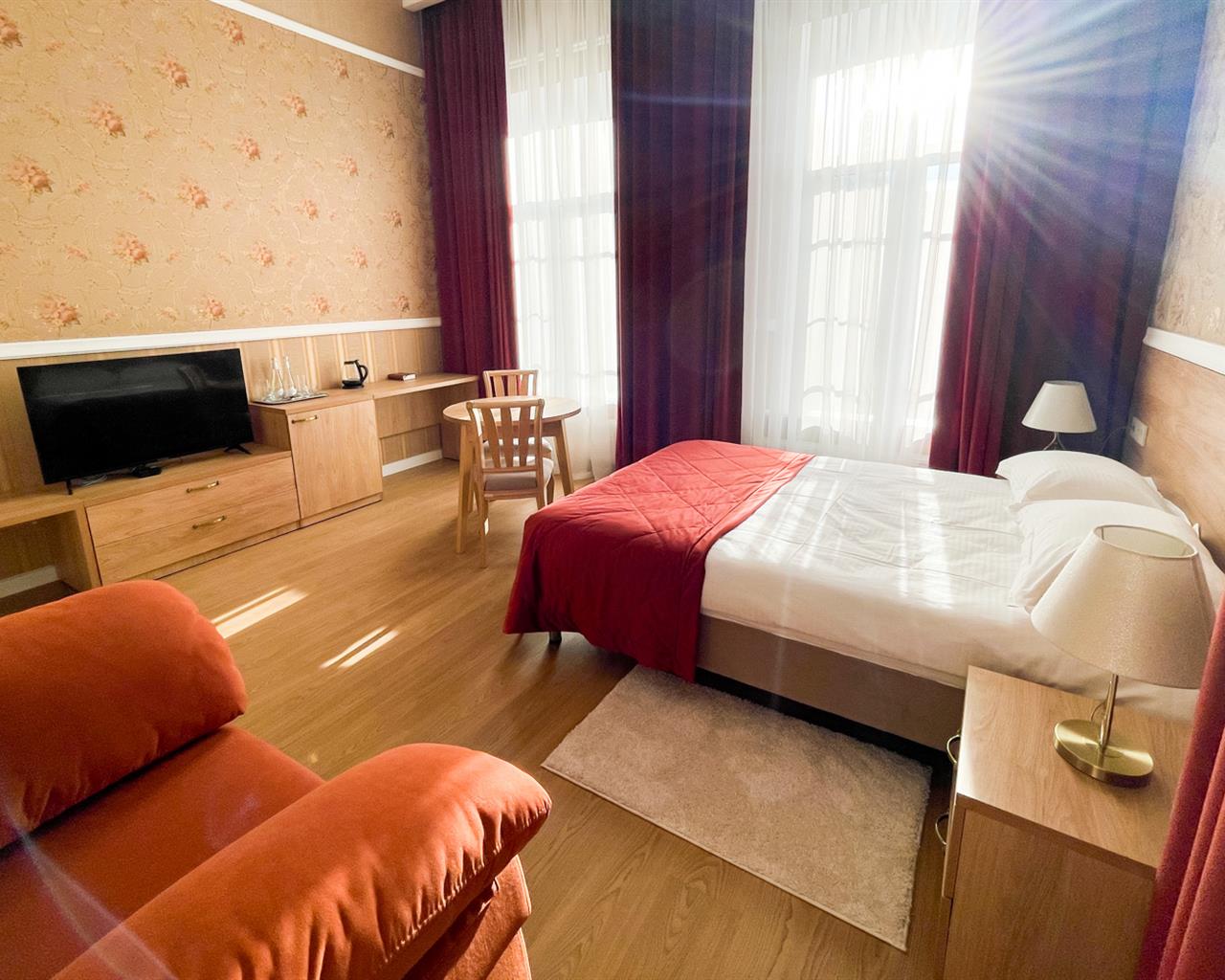 Фото отеля 2