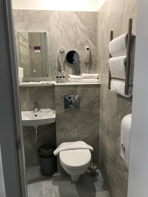 Фото Station Premier S12