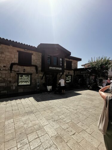 Brilliant Juwelier Fotoğraf 2