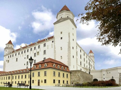 Внешний вид отеля Ibis Bratislava Centrum в Братиславе, фото 2