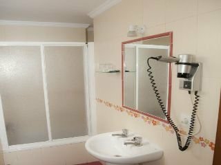 Фото Hostal Paris