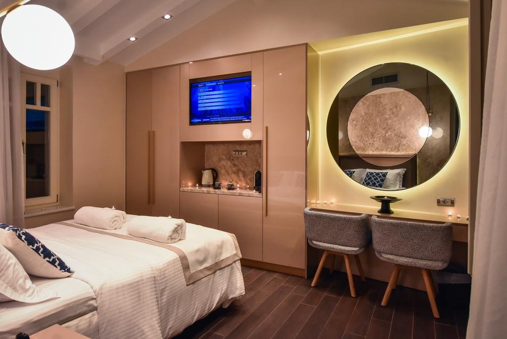 Фото Consolato Boutique