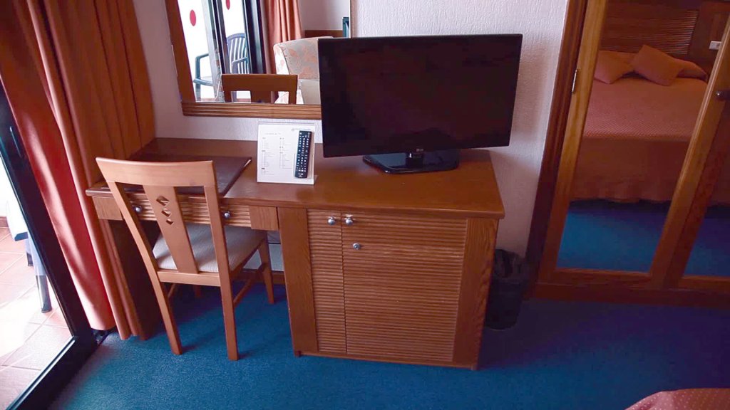 Фото Lancelot Hotel