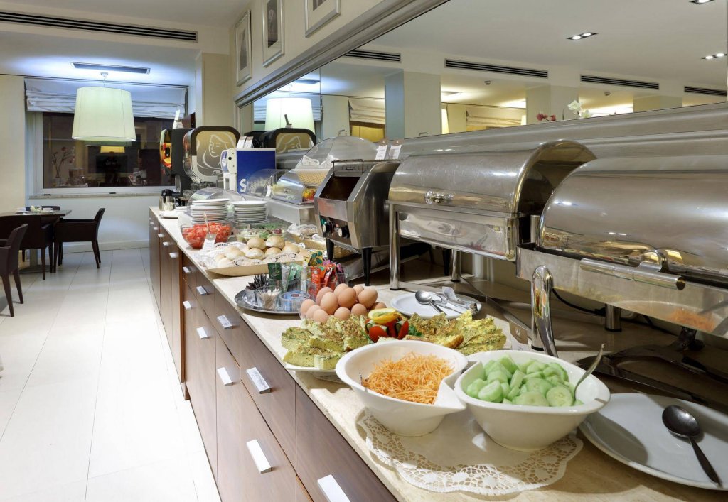 Фото Hotel Saint John