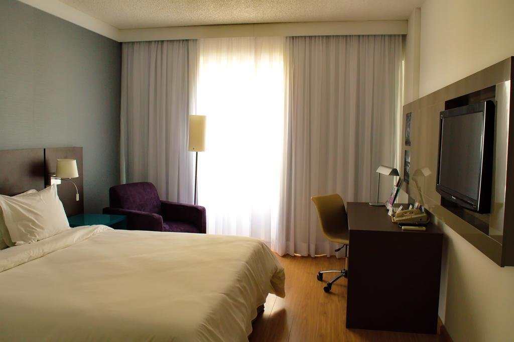 Фото Mercure Sao Jose Dos Campos Hotel