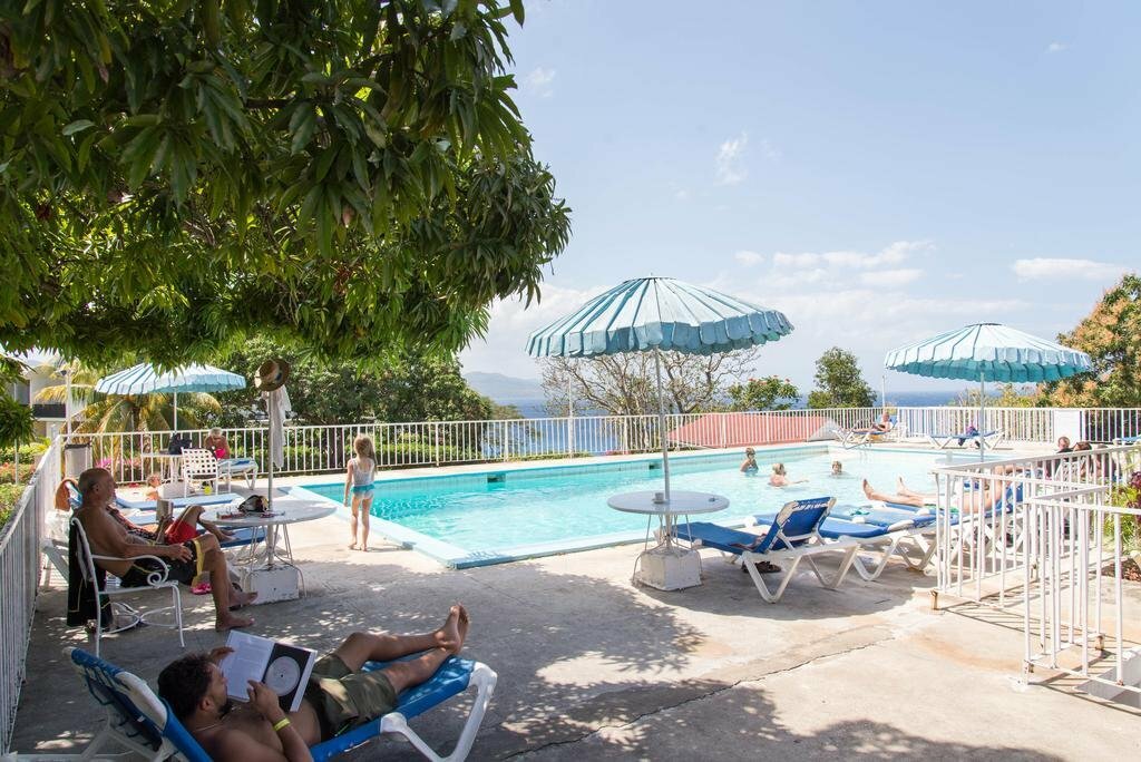 Фото Montego Bay Club Beach Resort