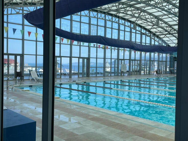 Swimming pool Batumi Plaza, Batumi, photo