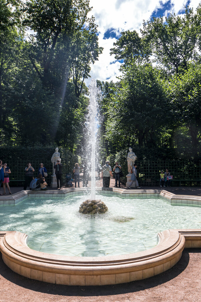 Genre sculpture Бюст Аллегория изобилия, Saint Petersburg, photo