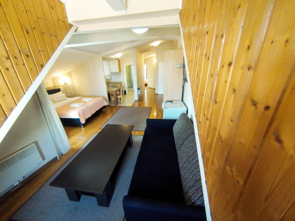 Фото Hotel Orange Inn