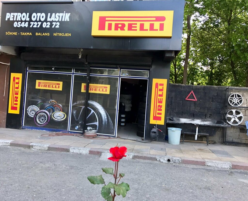 Tires and wheels Petrol Auto Tire, Batman, photo