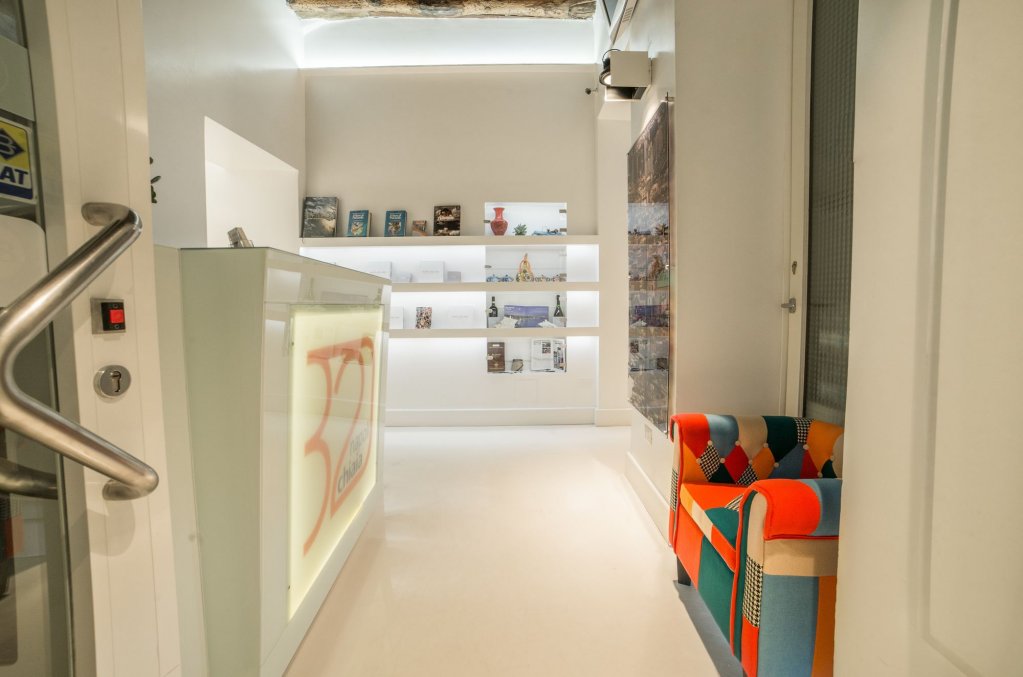 Фото Napoli Chiaia 32 Deluxe Residence