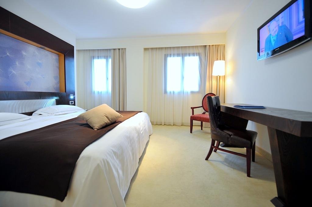 Фото Mercure Olbia