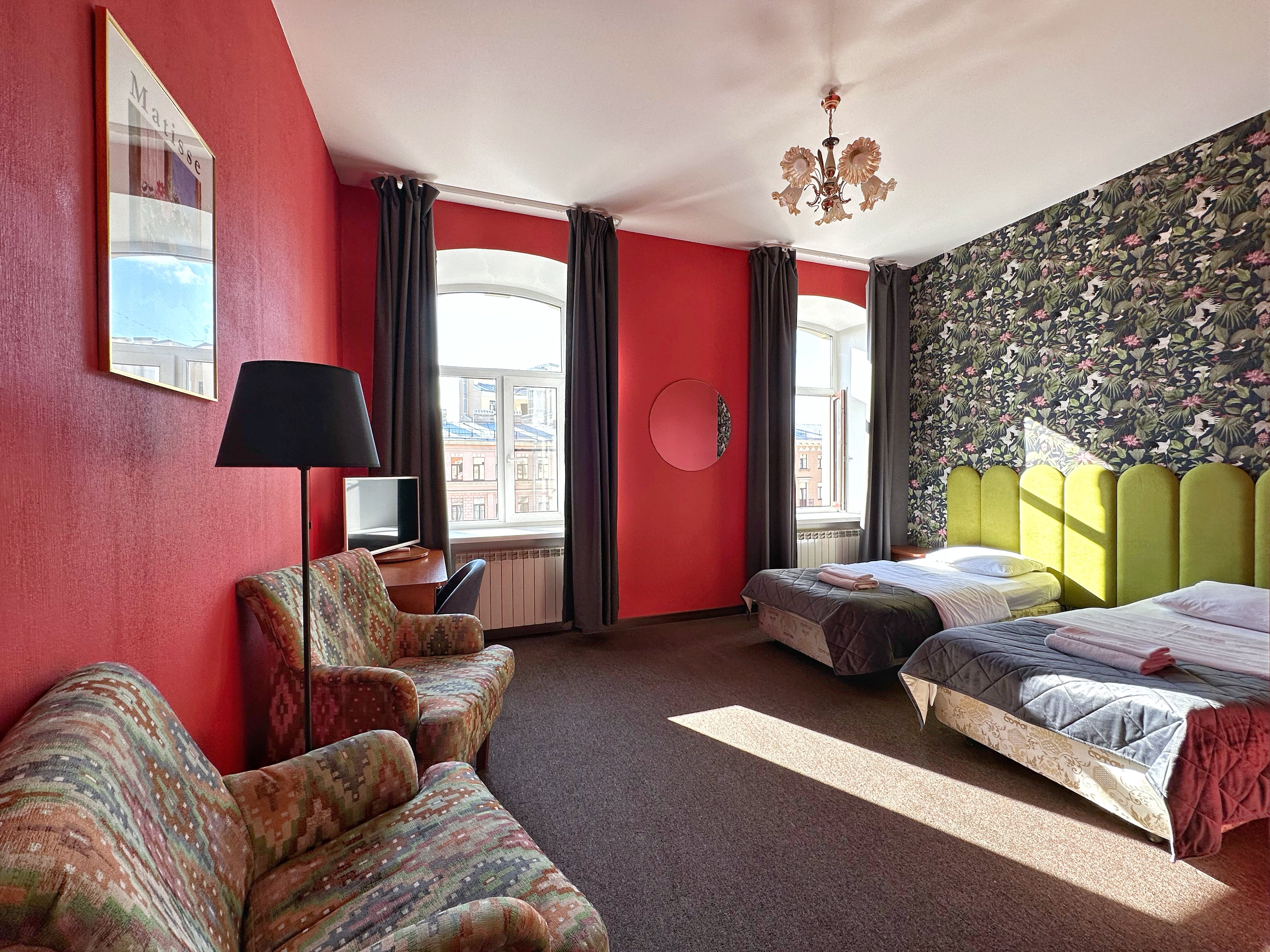 Фото Laika на Грибоедова