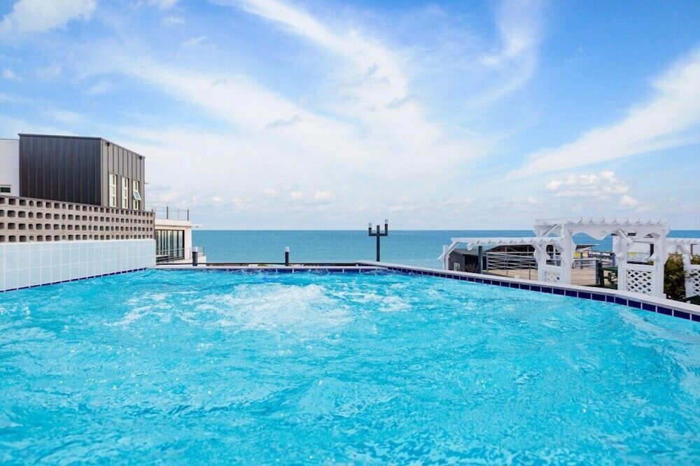 Фото Pool Villa 1-2 Pension