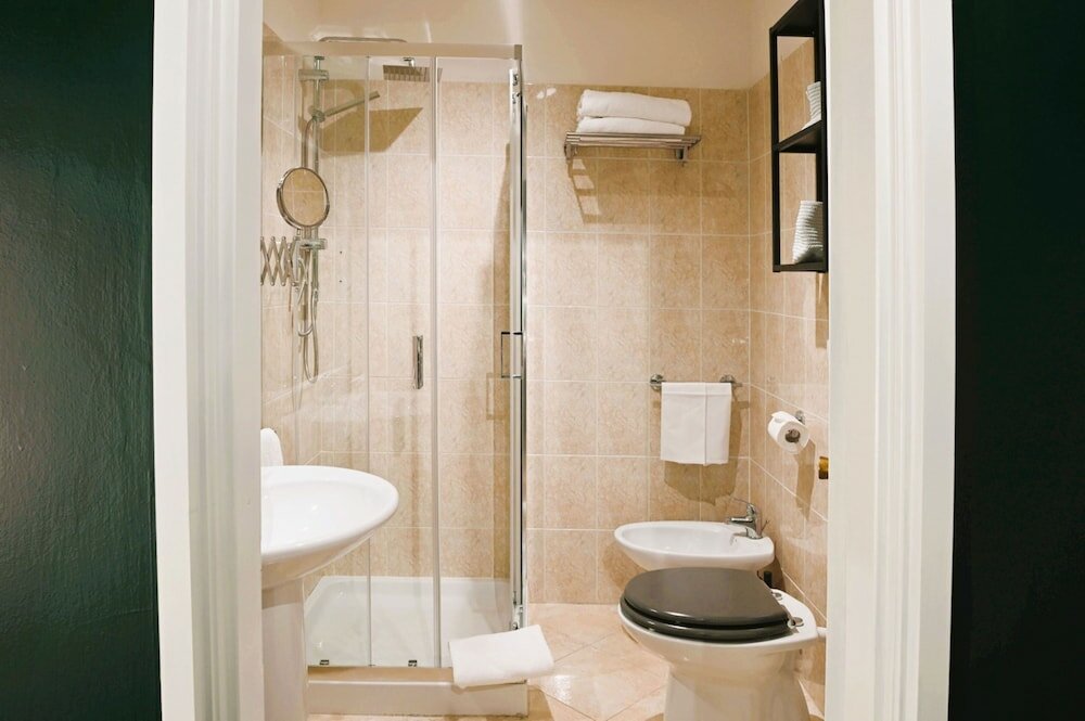 Фото B & B in Barga breakfast included