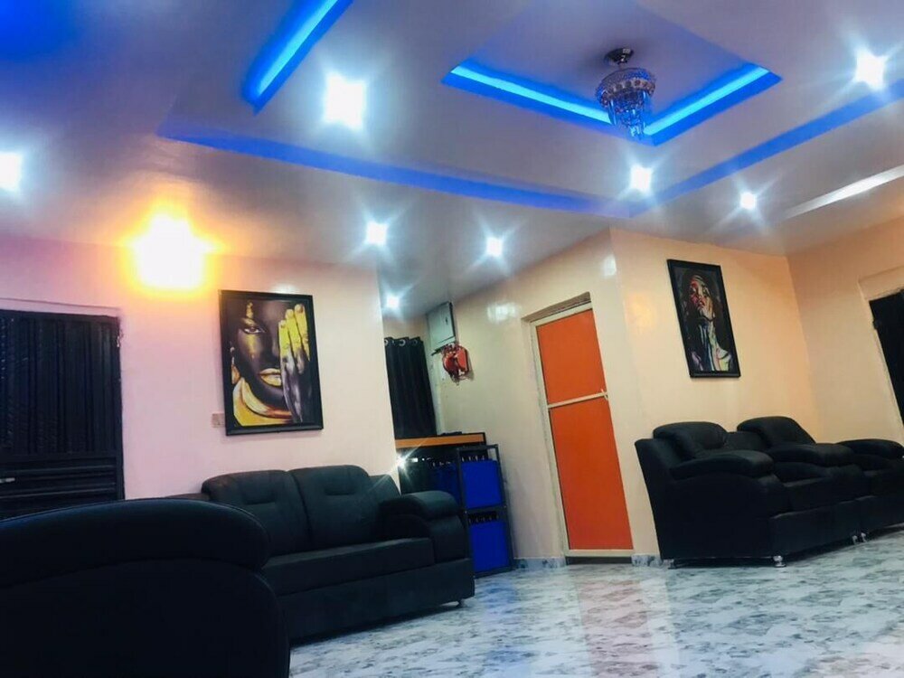 Фото Umbrella Properties Eleyele Ibadan