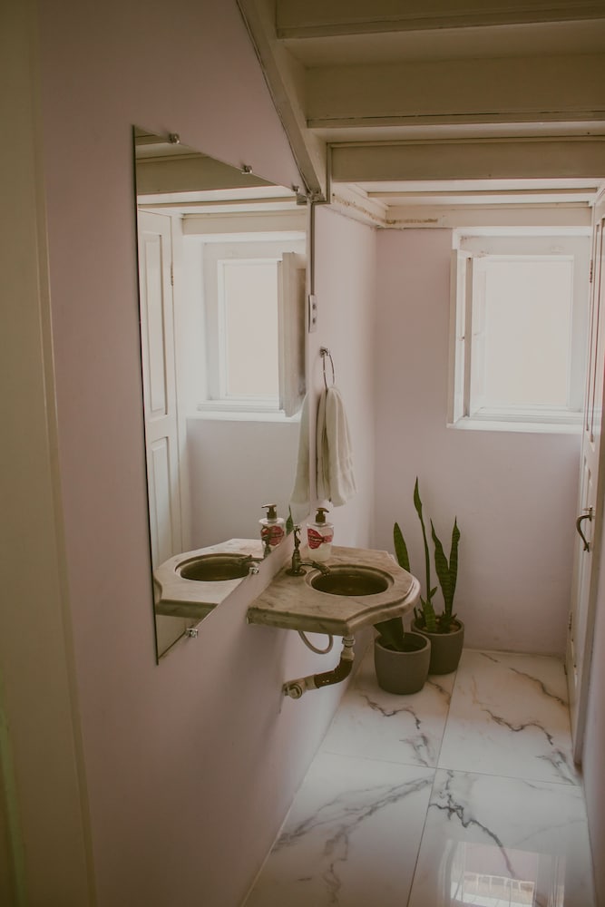 Фото Vila Santa Eulália Hostel