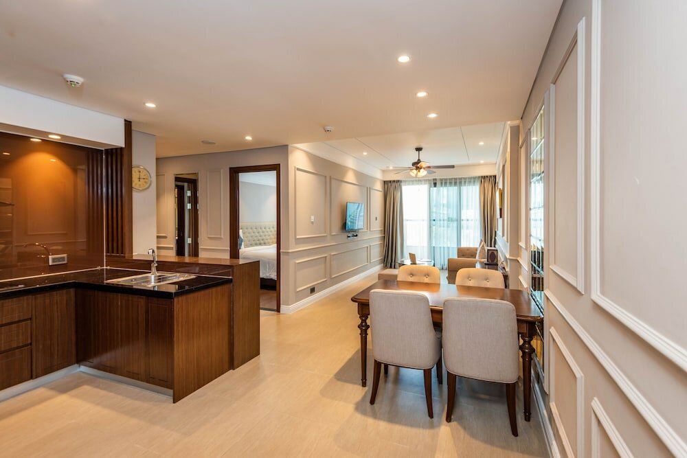 Фото Neo Classic Condo