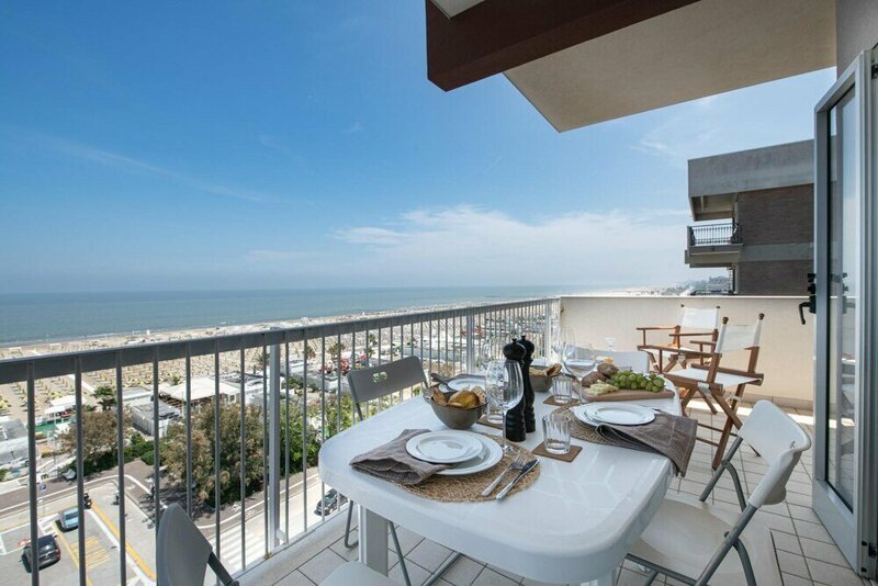 Апартаменты Ventodue in Rimini With 2 Bedrooms and 1 Bathrooms в Римини
