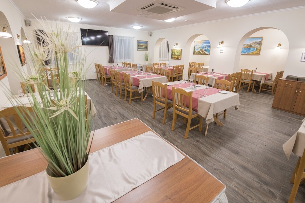 Фото Отель Land Plan Hotel & Restaurant