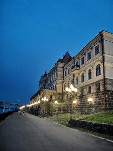 На Введенской