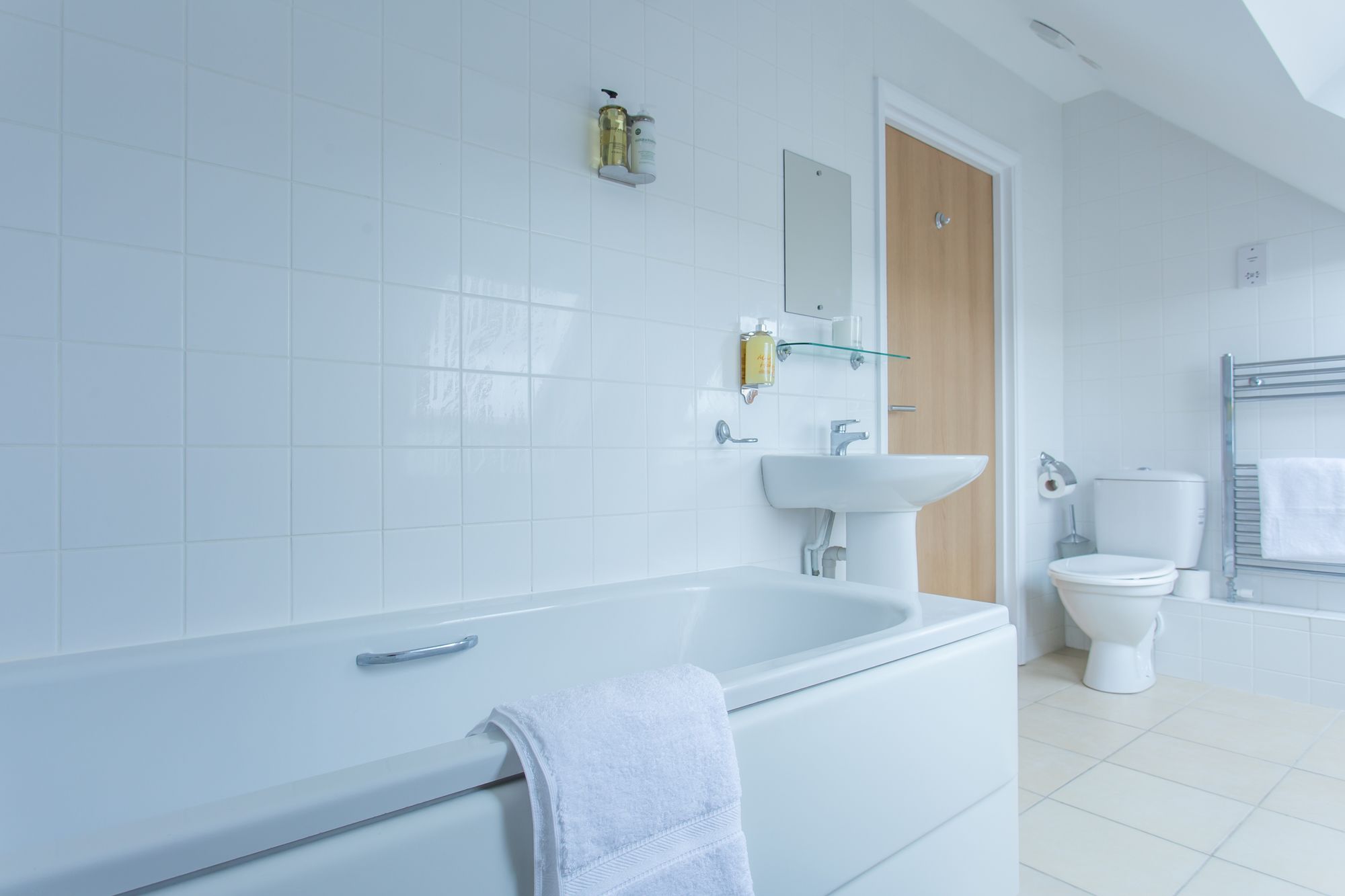 Фото The Rana Apartments