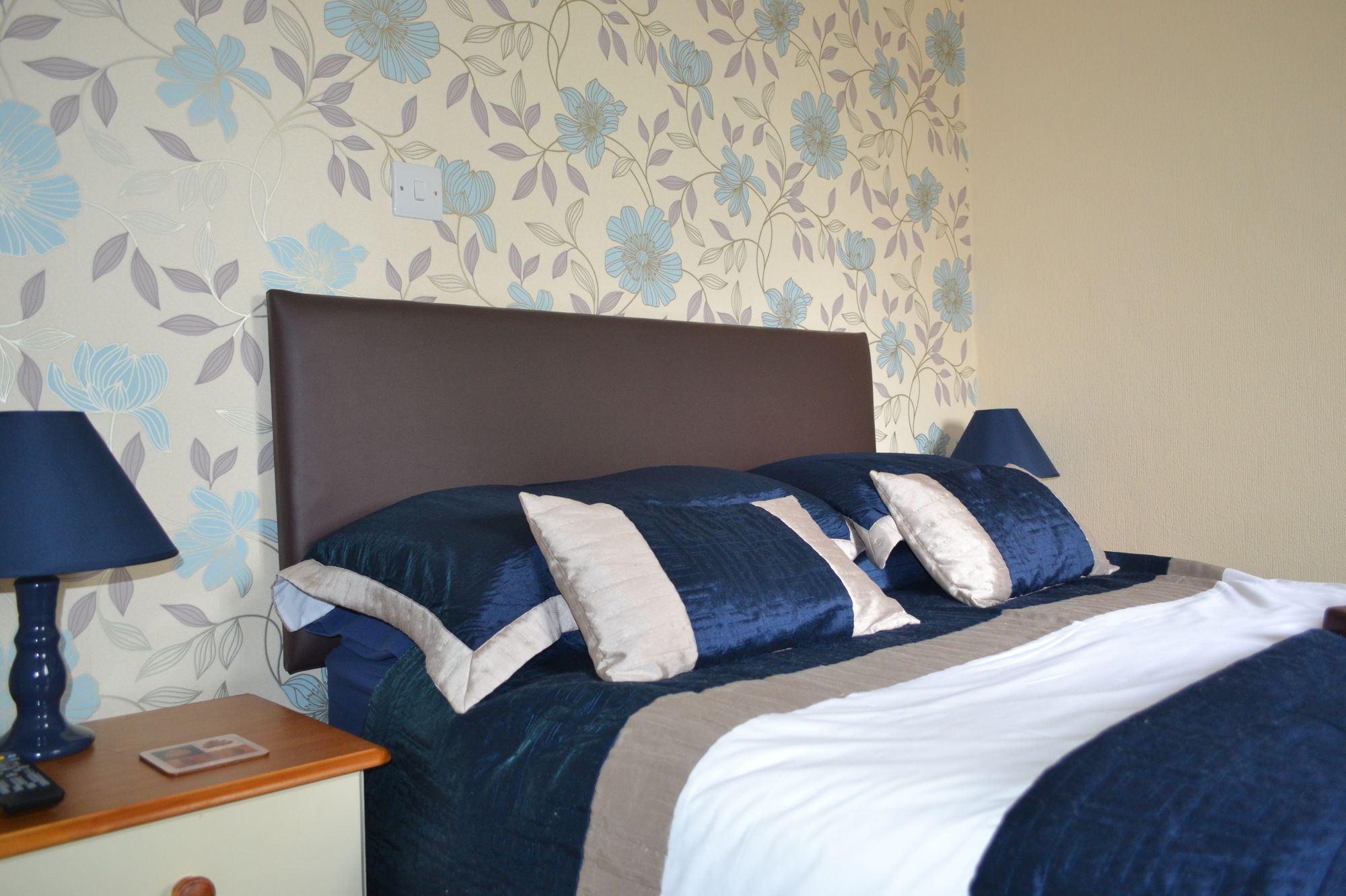 Фото The Sandpiper Guest House