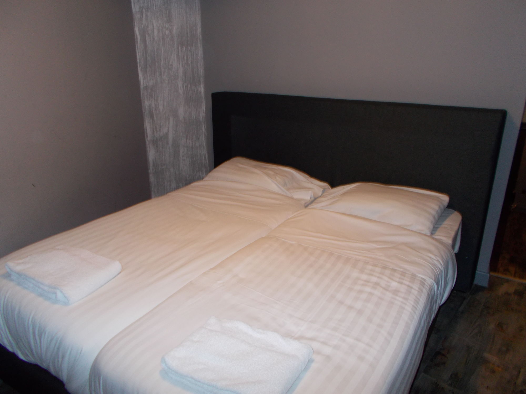 Фото Urban City Centre Hostel