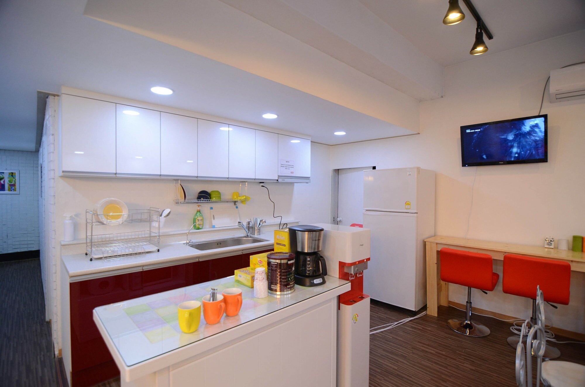 Фото YaKorea Hostel Dongdaemun