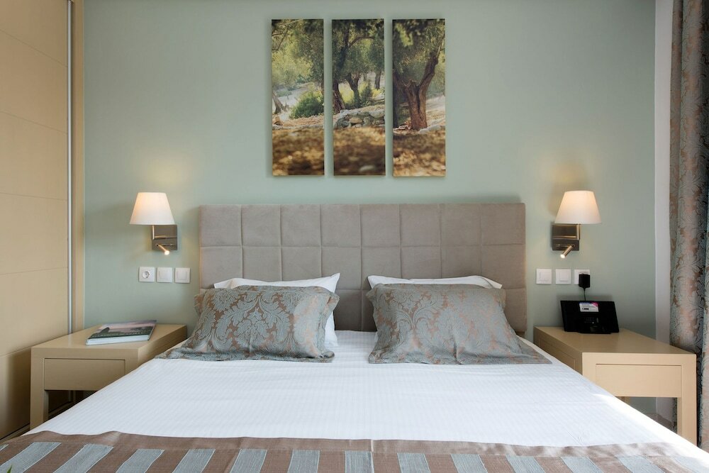 Фото Melina Bay Boutique Hotel