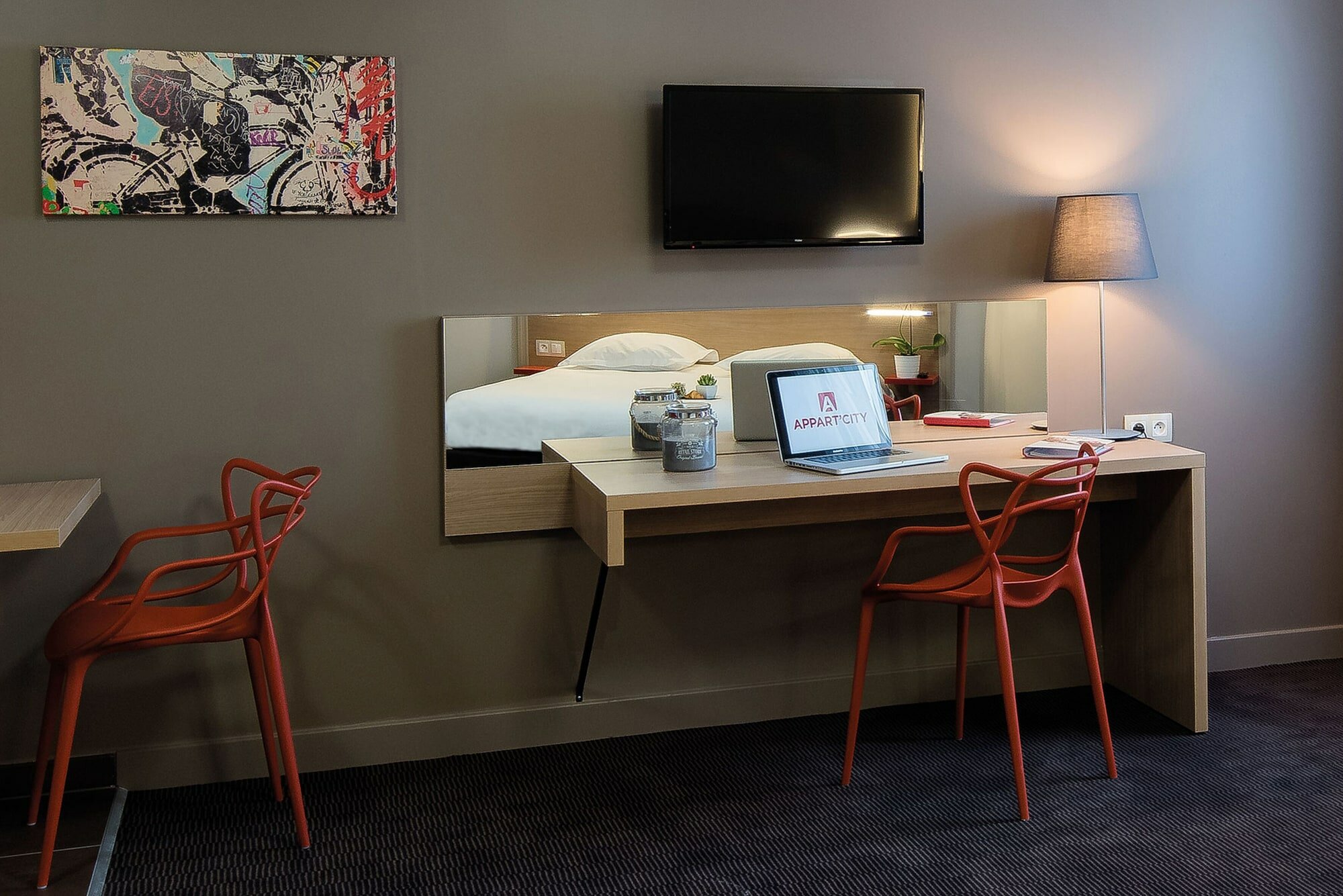 Фото AppartCity Confort Bordeaux Chartrons