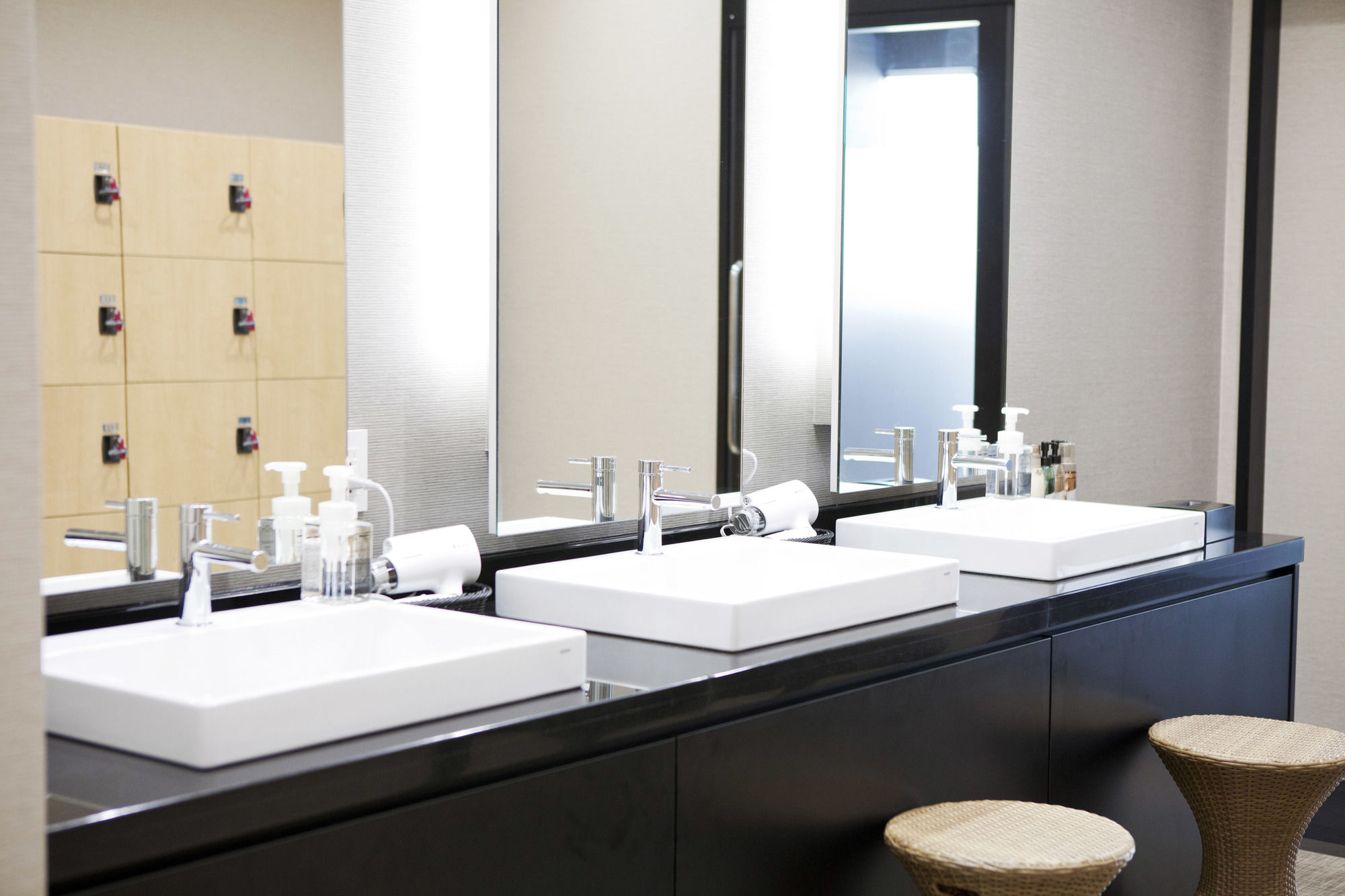 Фото Almont Hotel Naha Kenchomae