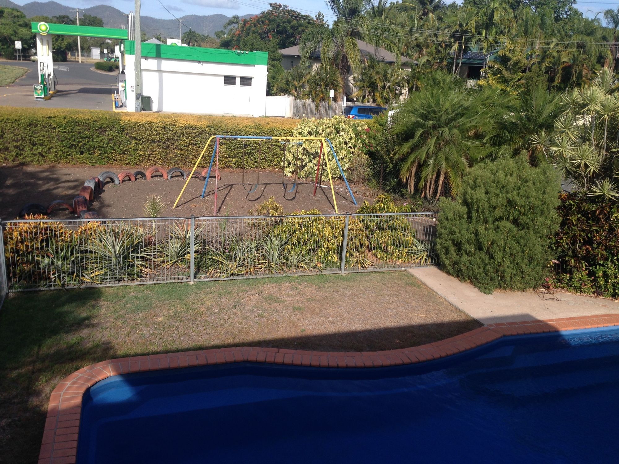 Фото Riverside Tourist Park